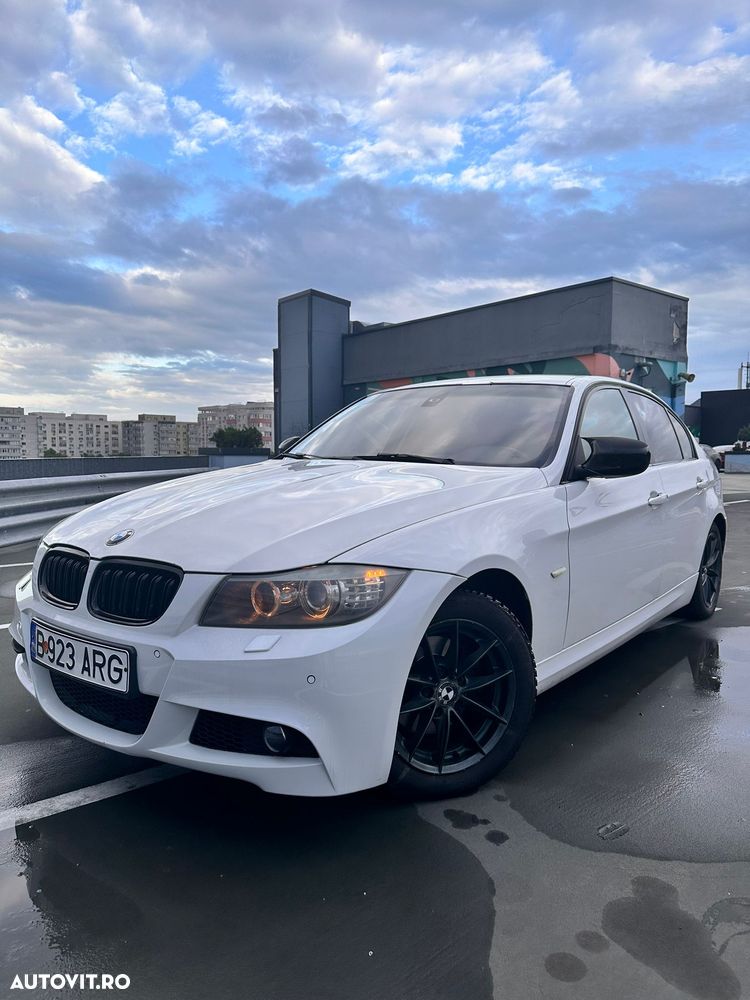 BMW Seria 3 318i - 4