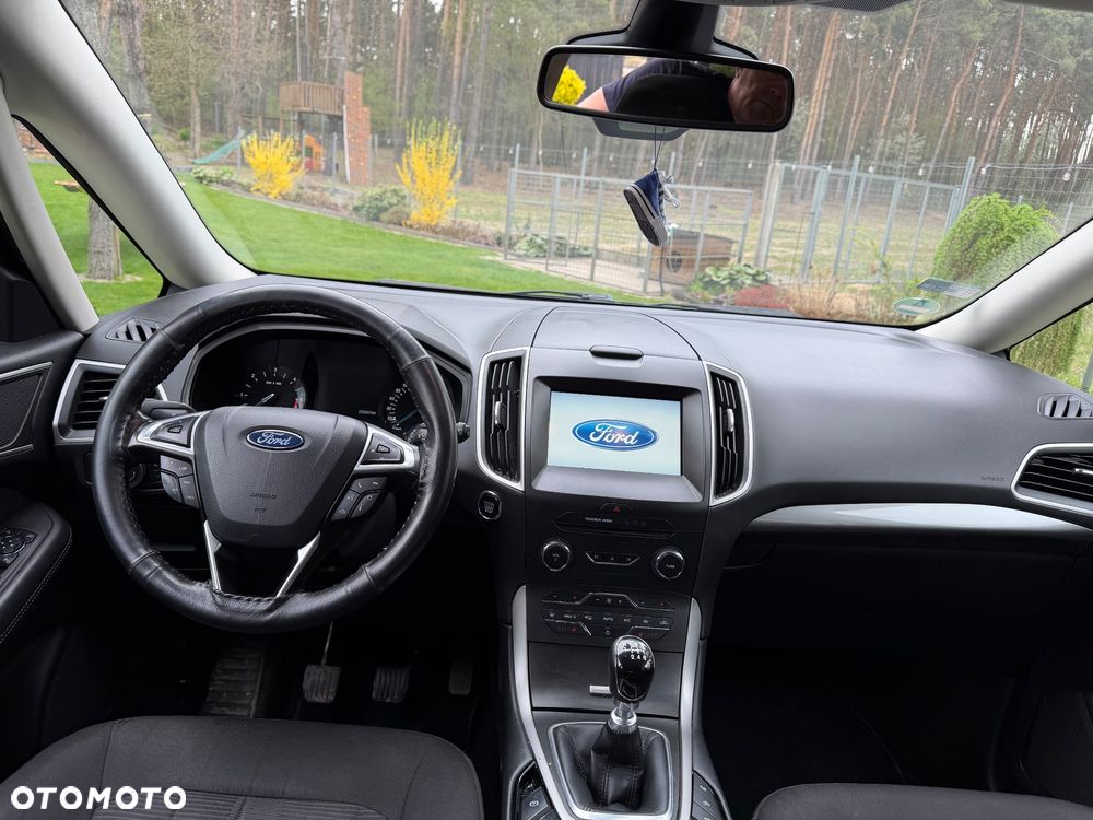 Ford Galaxy - 5