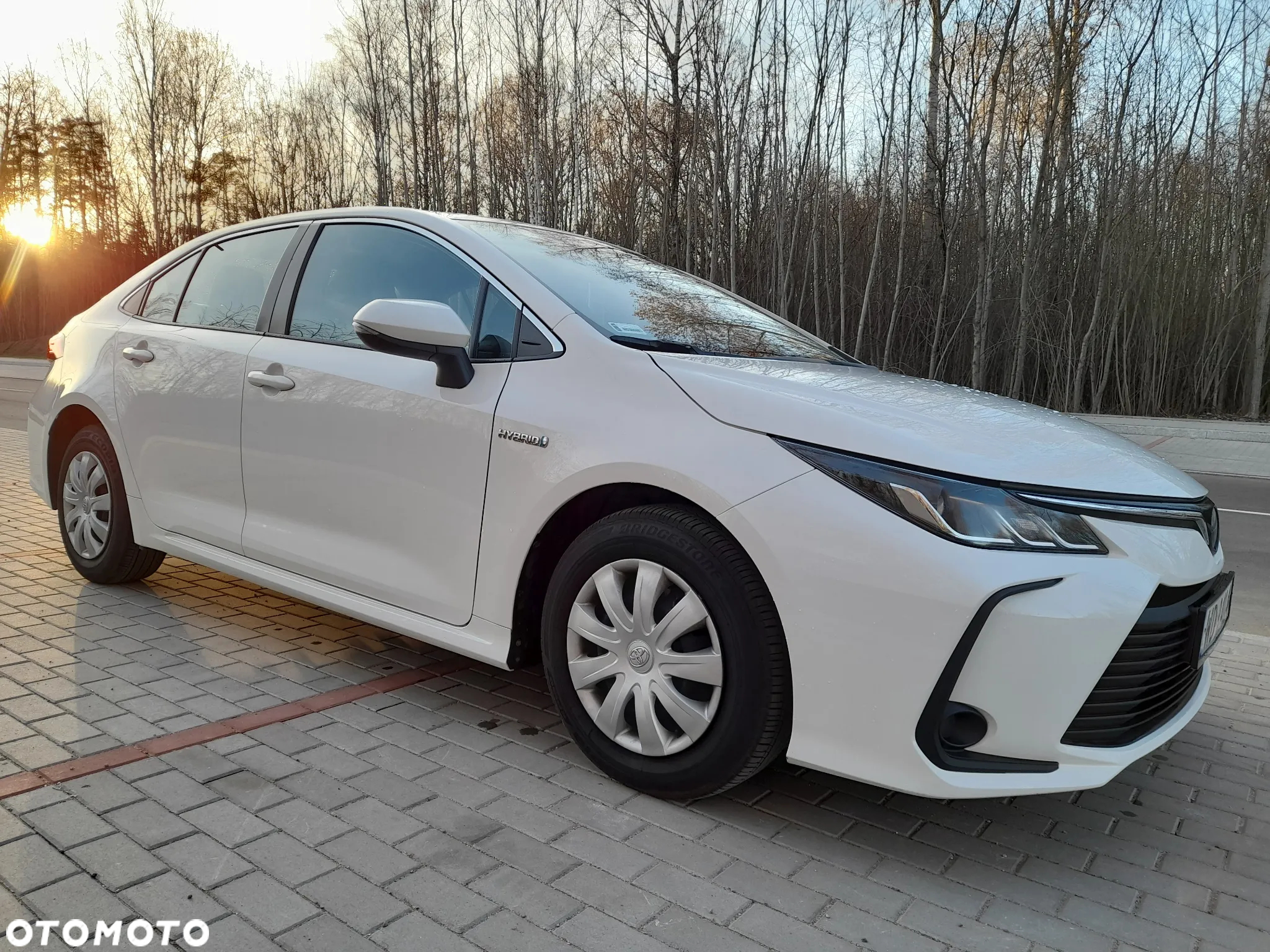 Toyota Corolla 1.8 Hybrid Active - 8
