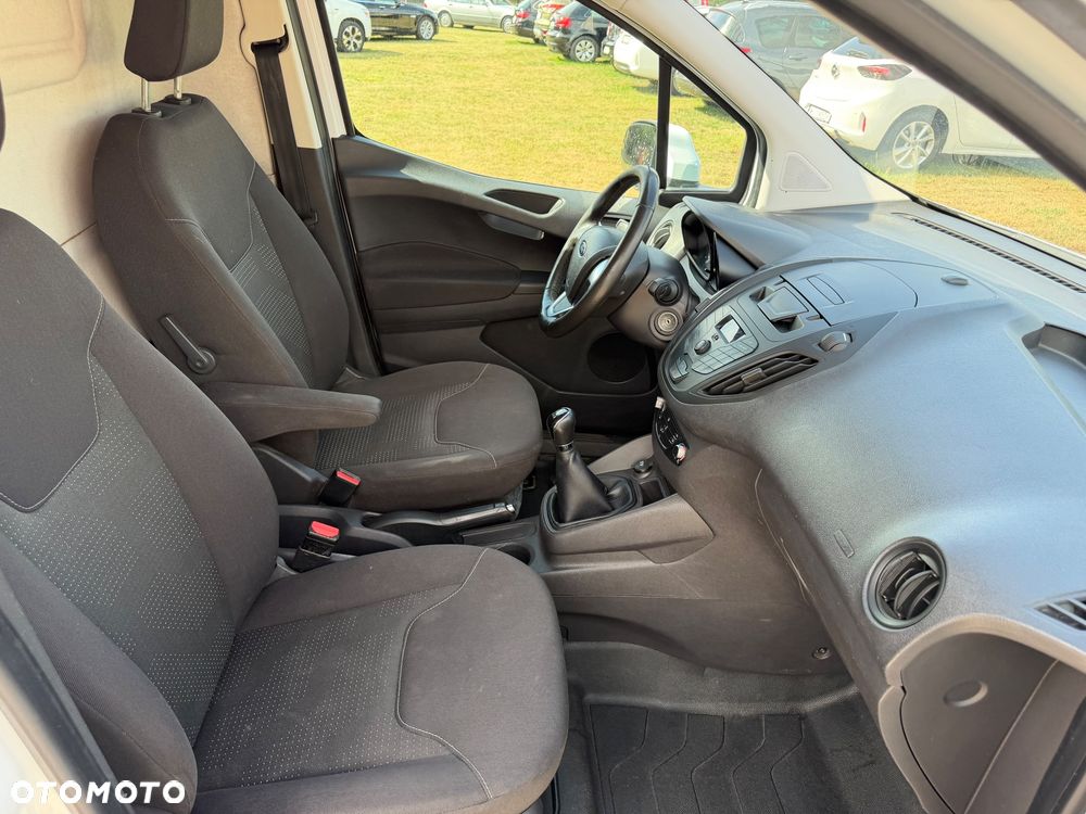 Ford Courier transit - 29