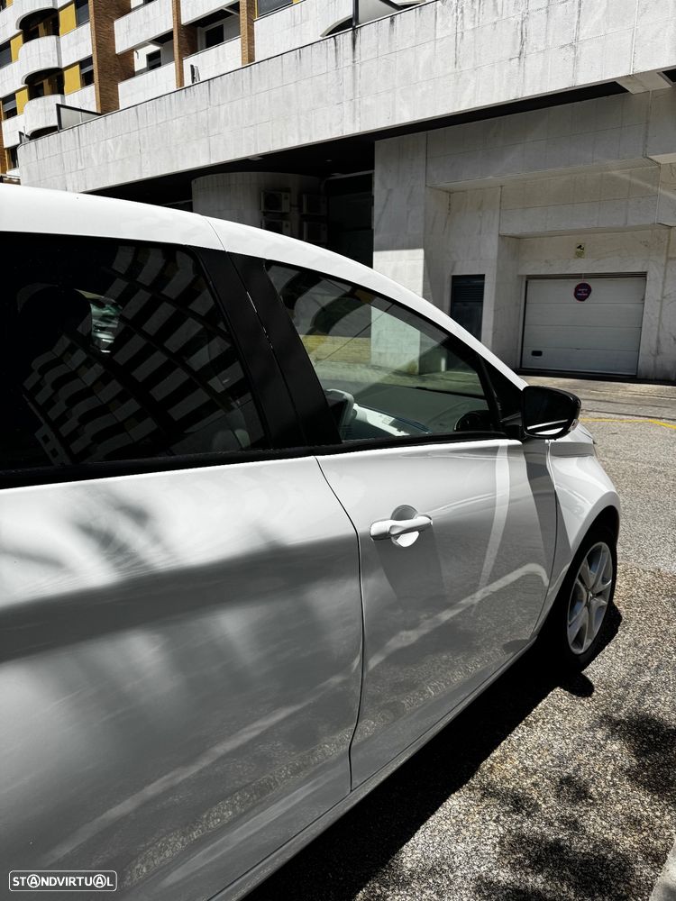 Renault Zoe (s/ Bateria) 41 kwh Life - 2