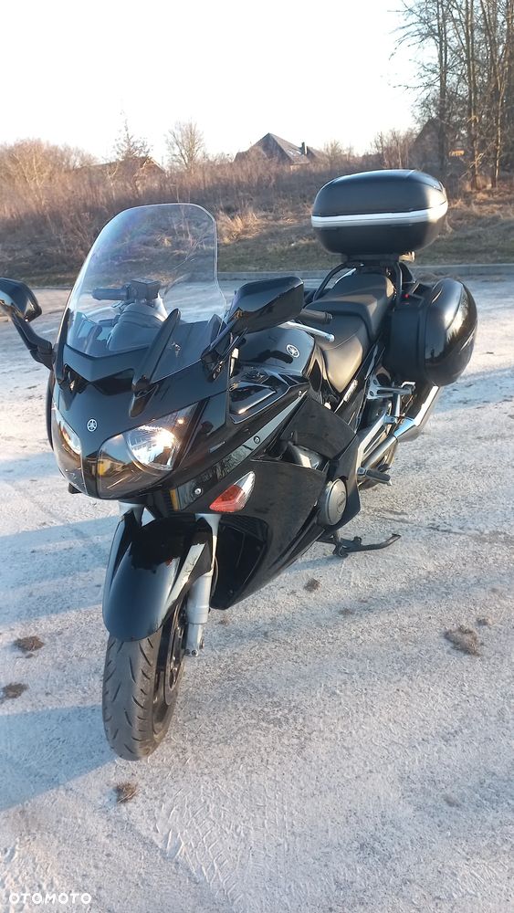 Yamaha FJR - 12