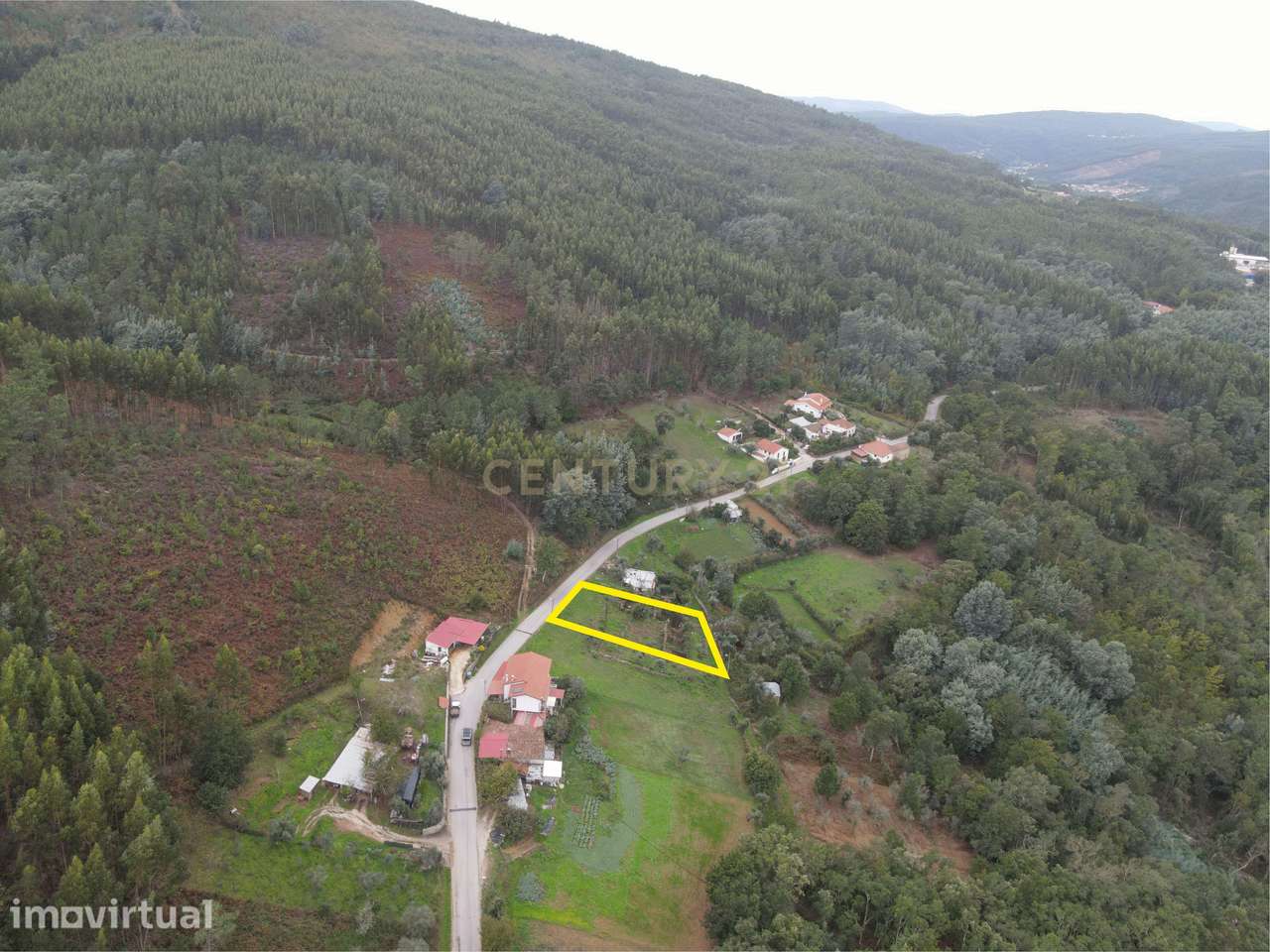 Terreno urbano com projeto aprovado situado em Peão, Góis. - Grande imagem: 4/17