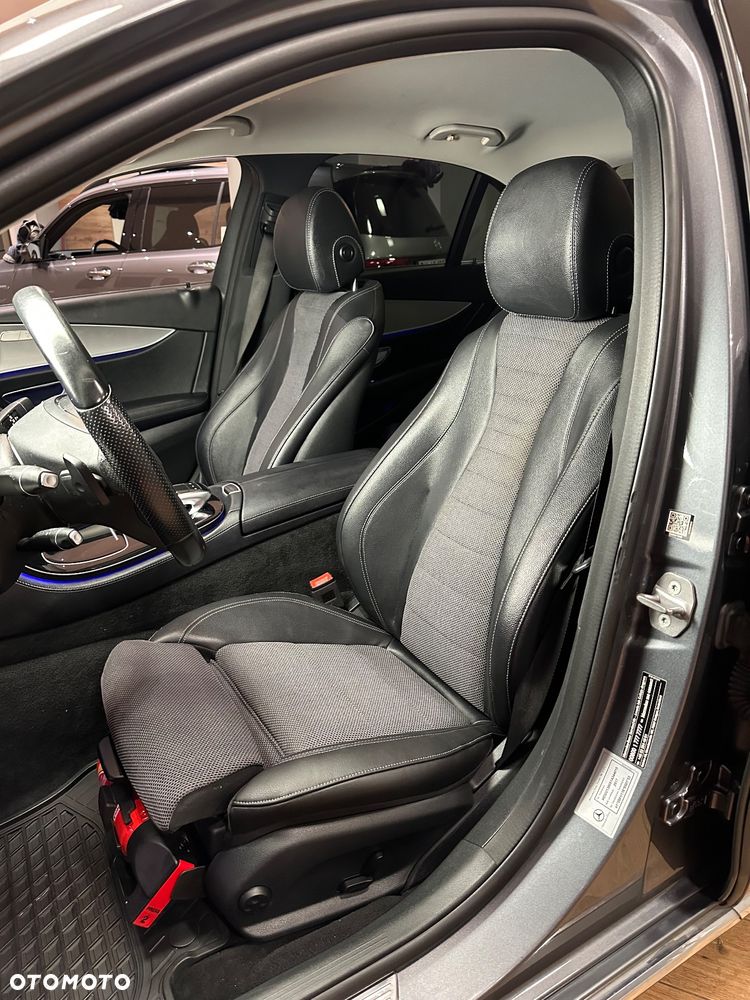 Mercedes-Benz Klasa E 220 d 4-Matic Business Edition 9G-TRONIC - 11
