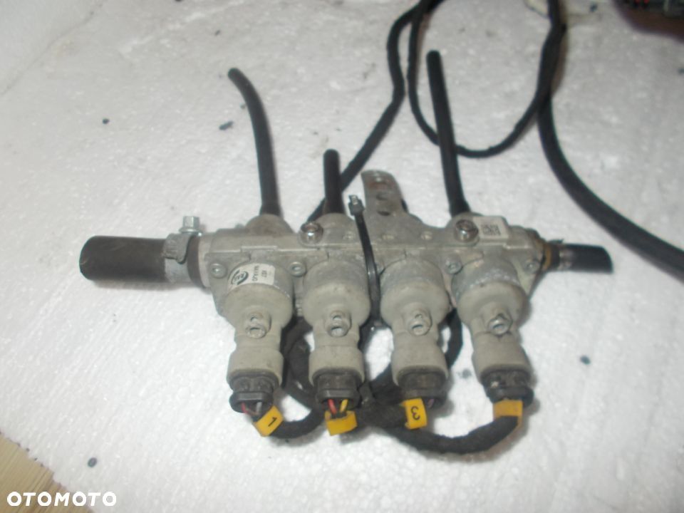 67R014066 REDUKTOR PAROWNIK GAZU LPG STAG + Listwa wtryskowa 67R-014893 - 3