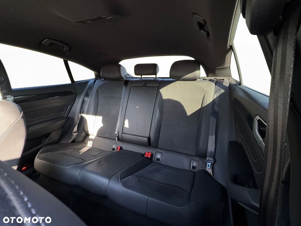 Volkswagen Arteon - 33