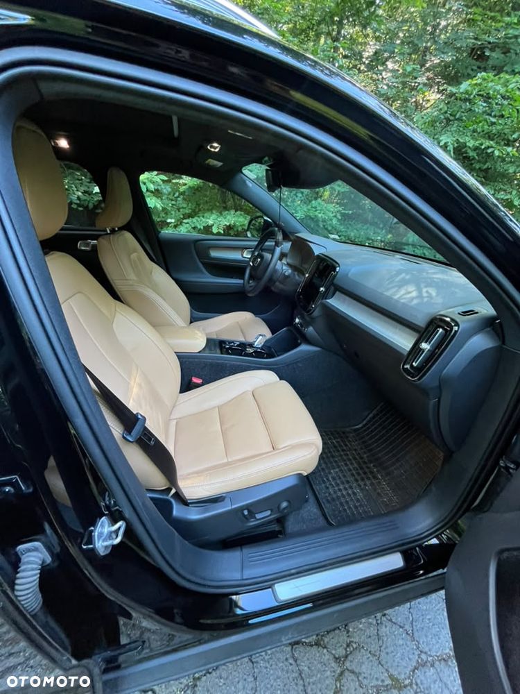 Volvo XC 40 T5 AWD Geartronic Inscription - 17