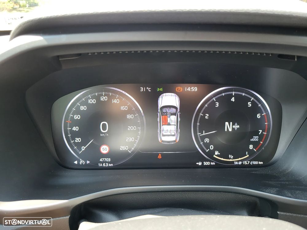 Volvo XC 40 1.5 T3 Tech Edition - 9