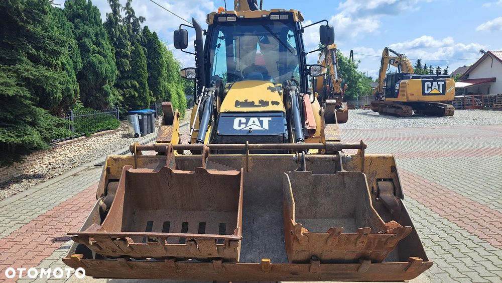 Caterpillar 428F - 11