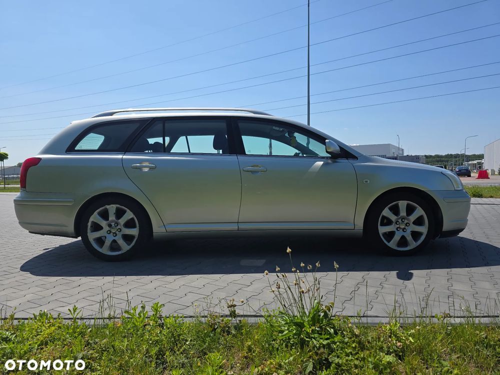 Toyota Avensis 2.4 VVT-i Prestige - 4