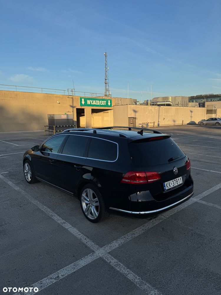Volkswagen Passat 2.0 TDI Highline DSG - 4
