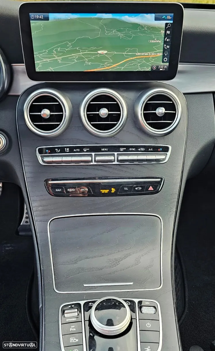 Mercedes-Benz C 220 d Coupe 9G-TRONIC AMG Line - 22