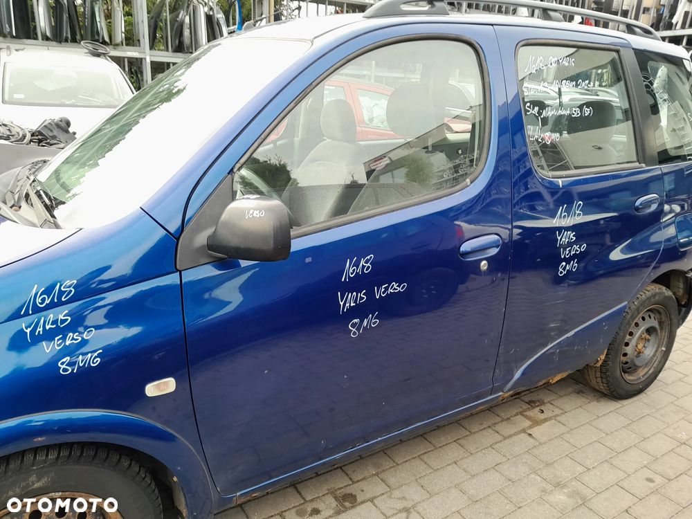 TOYOTA YARIS VERSO I DRZWI LEWE PRZEDNIE LEWY PRZÓD KOLOR: 8M6 - 1