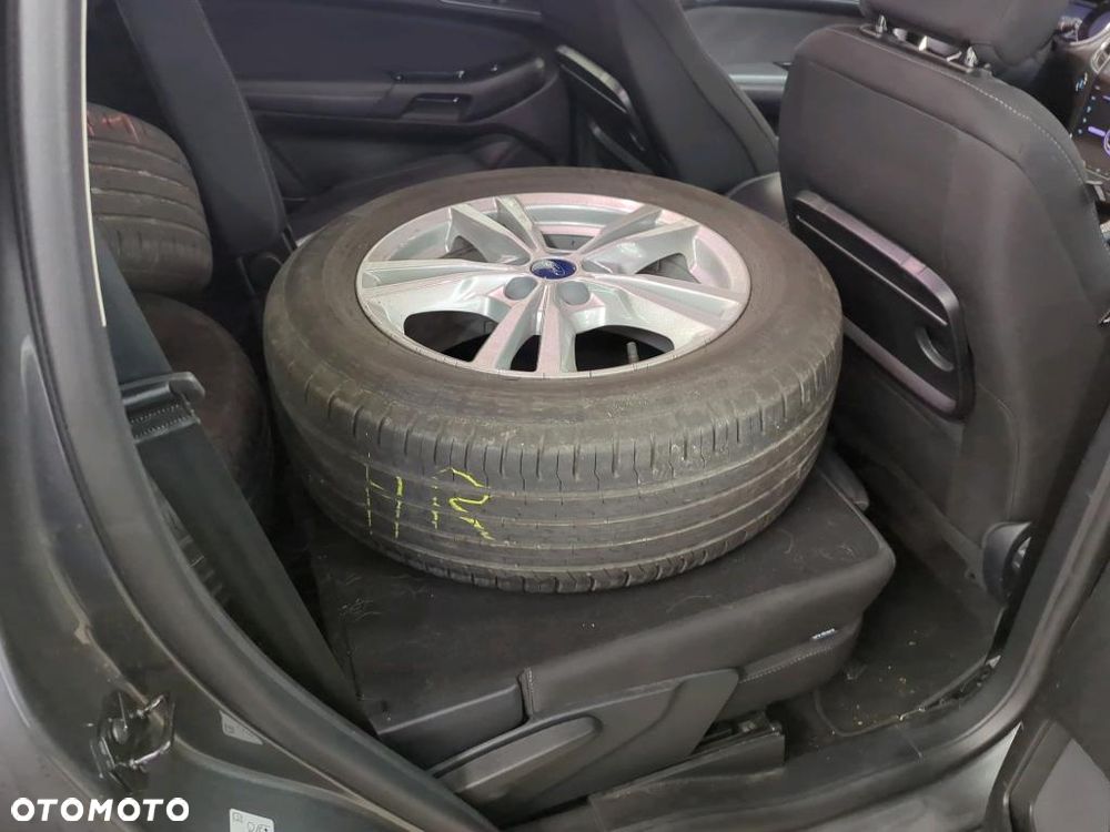 Ford S-Max 2.0 EcoBlue Titanium - 9