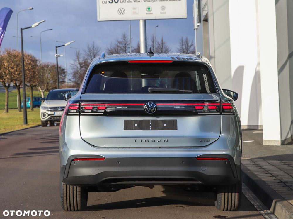 Volkswagen Tiguan - 5