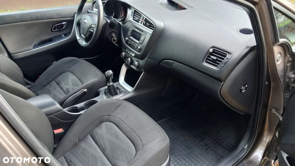 Kia Ceed - 17
