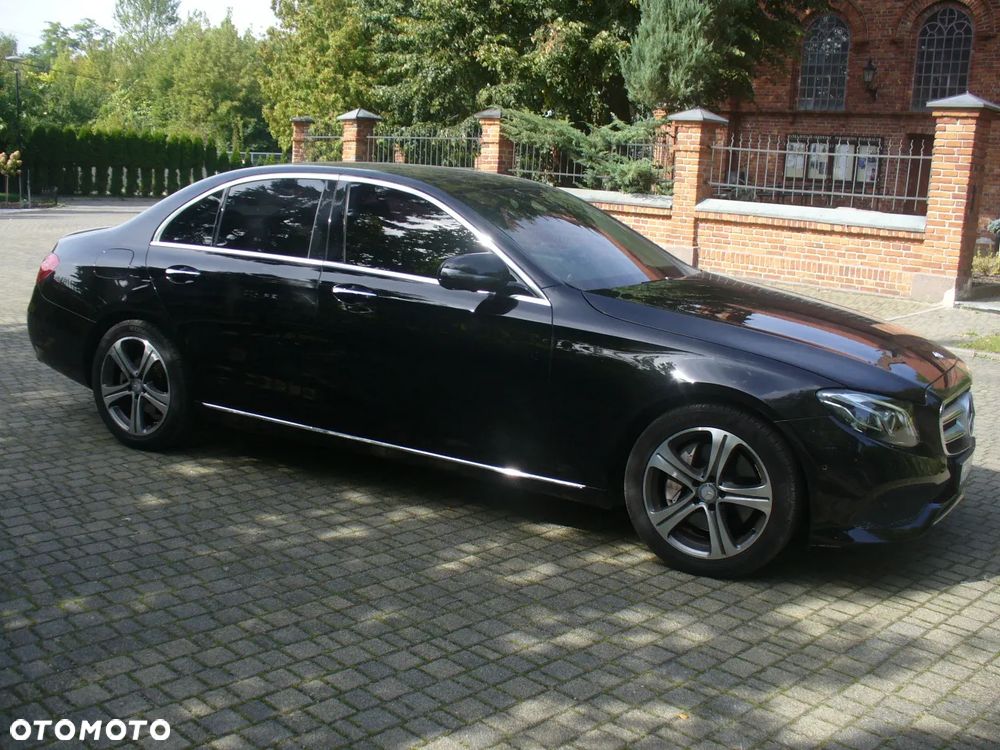 Mercedes-Benz Klasa E 300 9G-TRONIC Avantgarde - 9