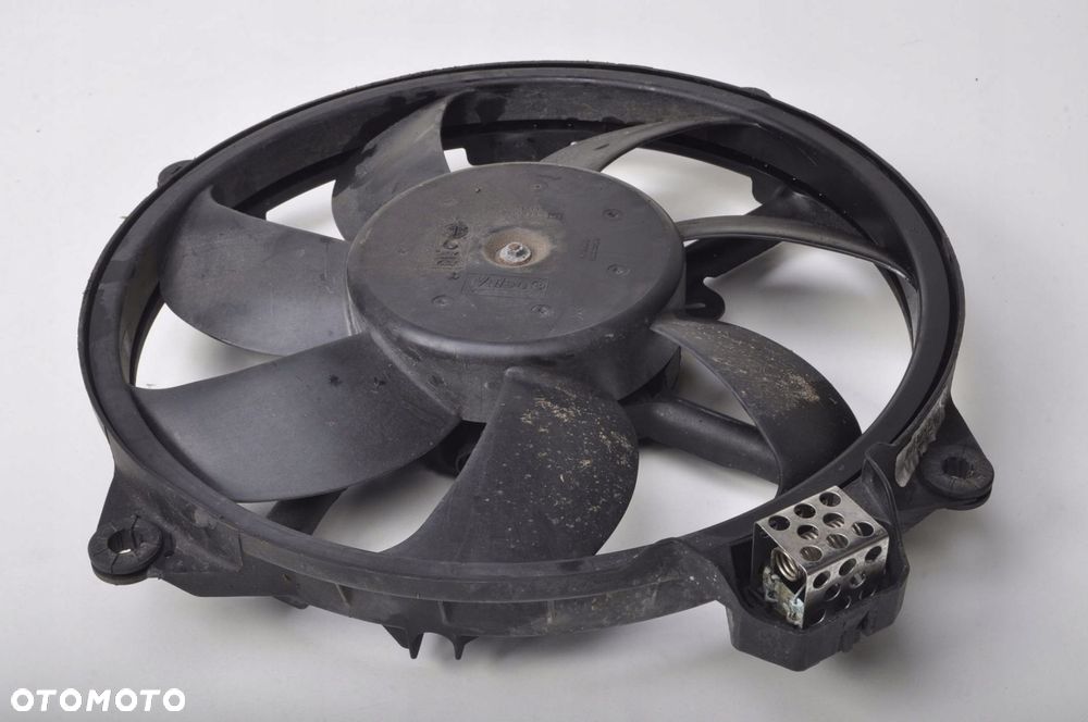 RENAULT MEGANE III WENTYLATOR 100028205 - 1