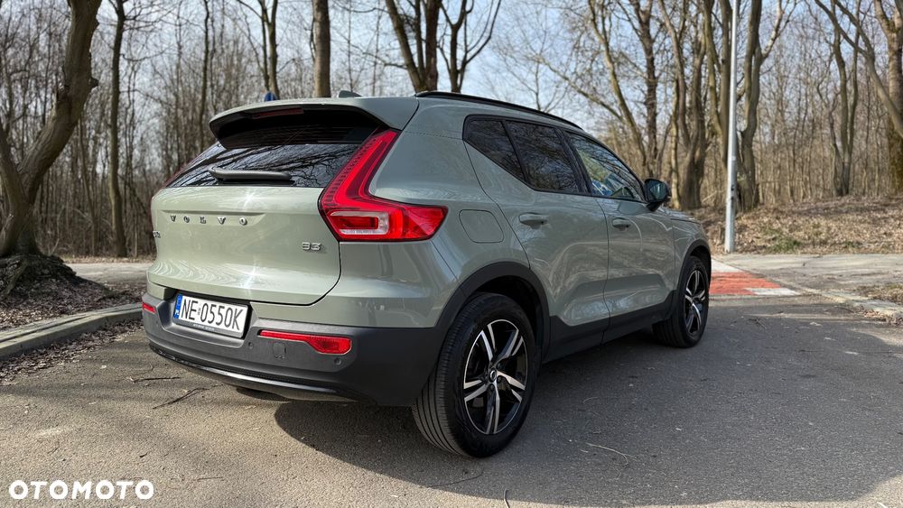 Volvo XC 40 B3 Plus Dark - 12