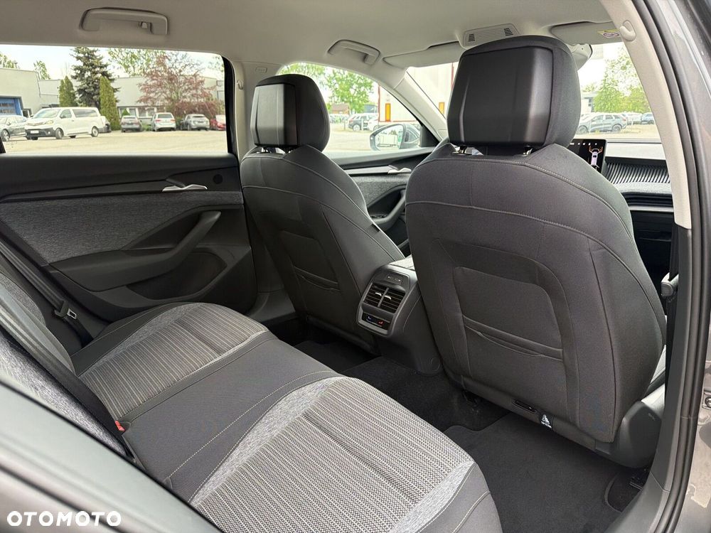 Skoda Superb 1.5 TSI Plug-in Hybrid Drive DSG - 20