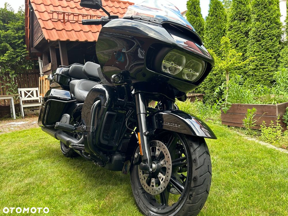 Harley-Davidson Touring Road Glide - 1