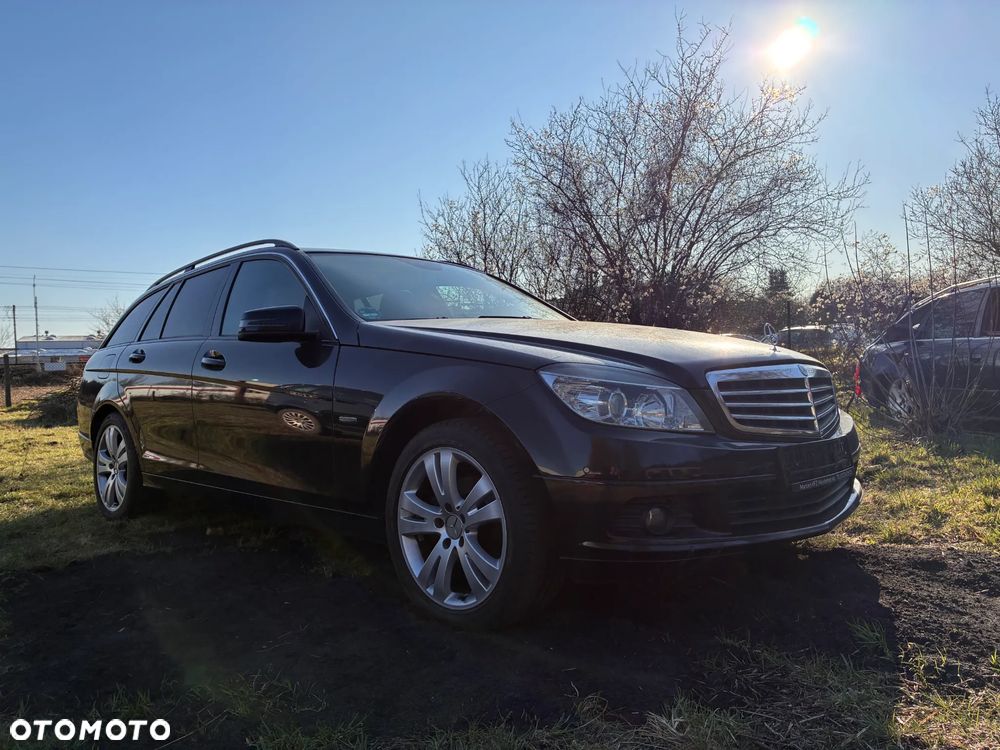 Mercedes-Benz Klasa C 200 CDI DPF BlueEFFICIENCY - 10