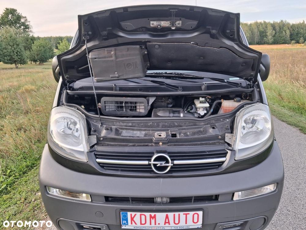 Opel Vivaro - 18