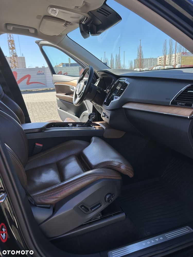Volvo XC 90 D5 SCR AWD Inscription - 11