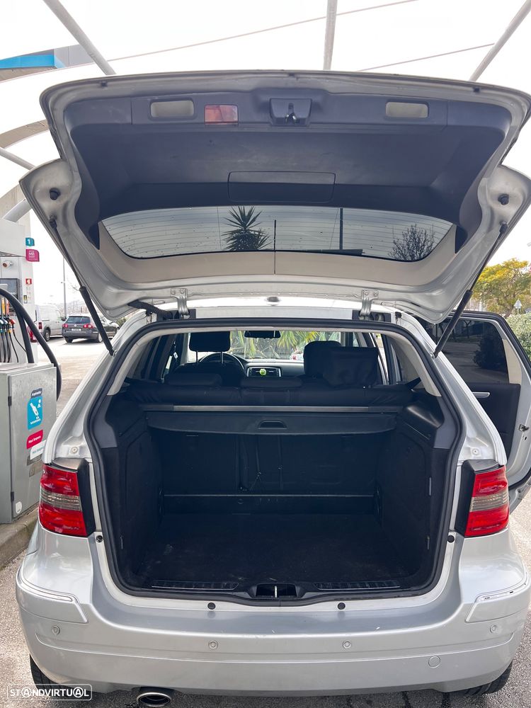 Mercedes-Benz B 200 CDI Autotronic - 14