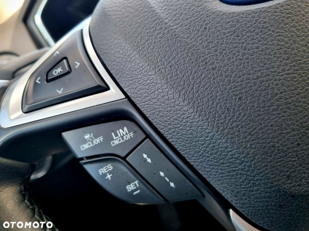 Ford Mondeo 2.0 EcoBoost Titanium - 17
