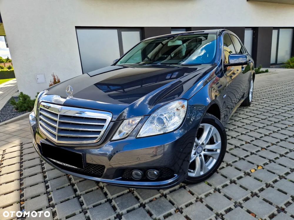 Mercedes-Benz Klasa E 200 CGI BlueEffICIENCY - 5