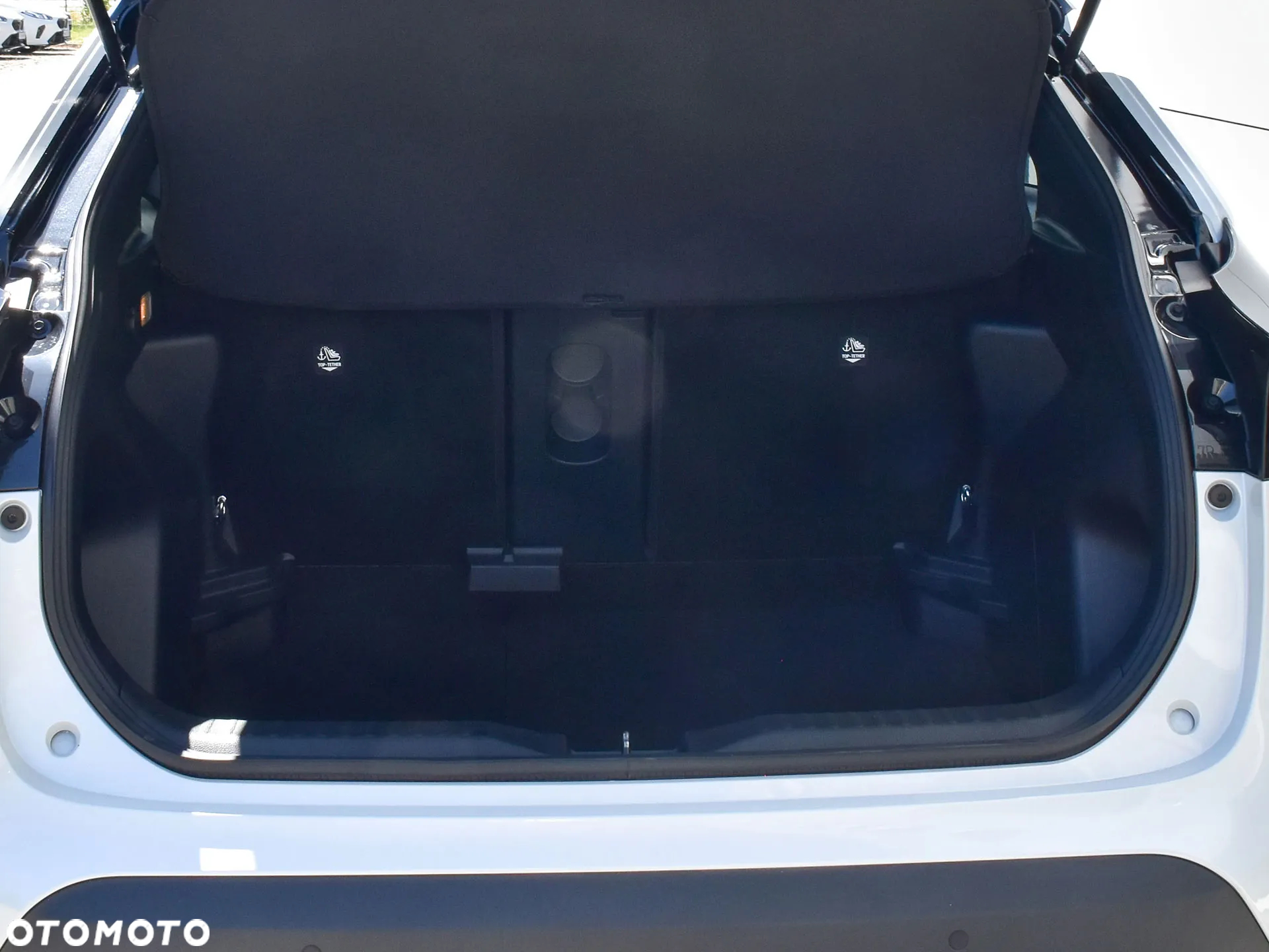 Toyota Yaris Cross Hybrid 1.5 Adventure - 12