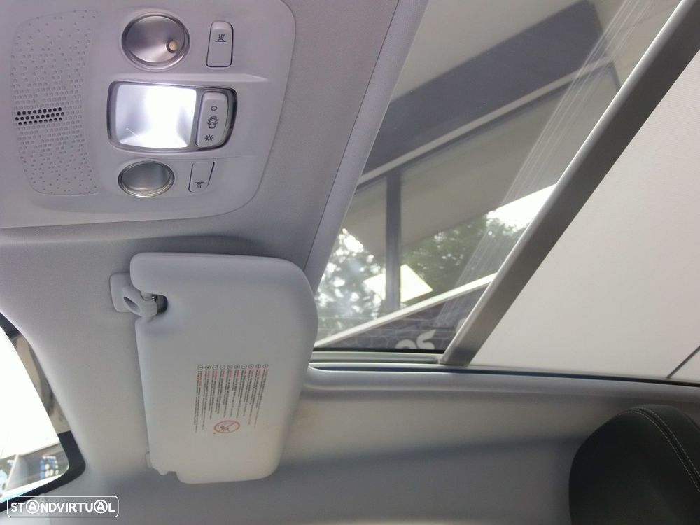 Peugeot 2008 e-HDi FAP 115 STOP & START Business-Line - 26