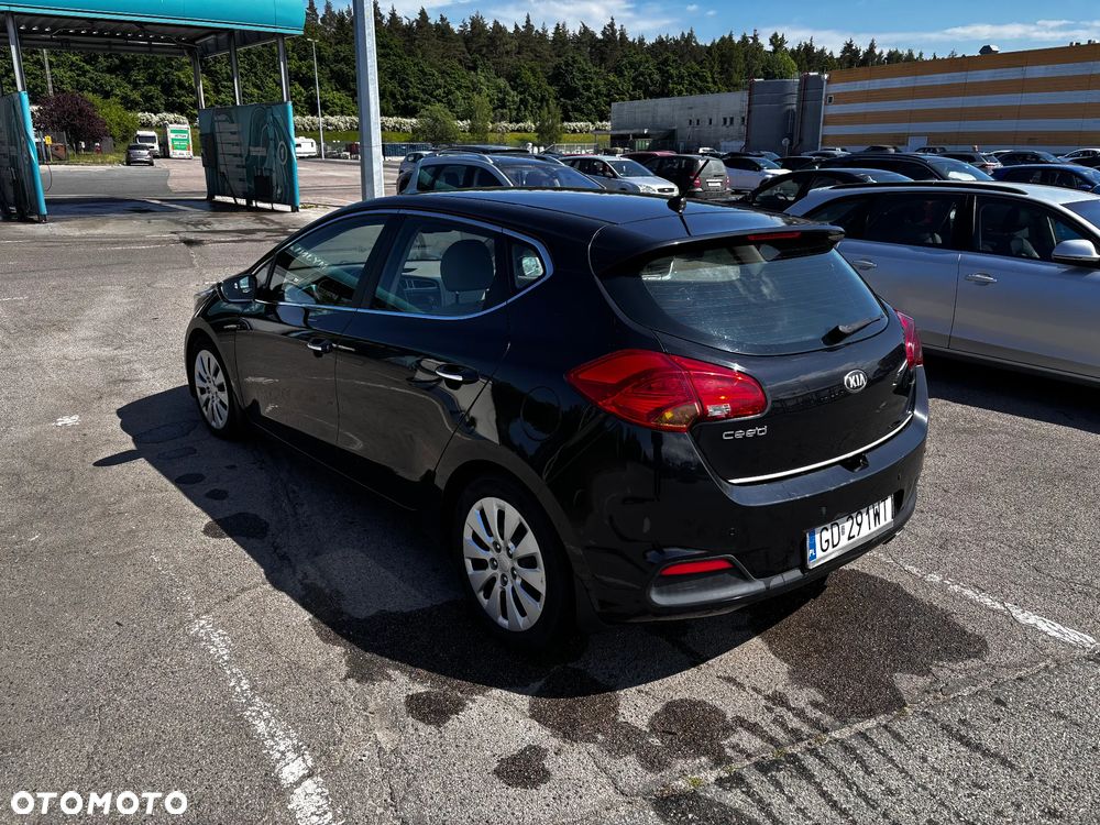 Kia Ceed 1.6 CRDi XL - 4
