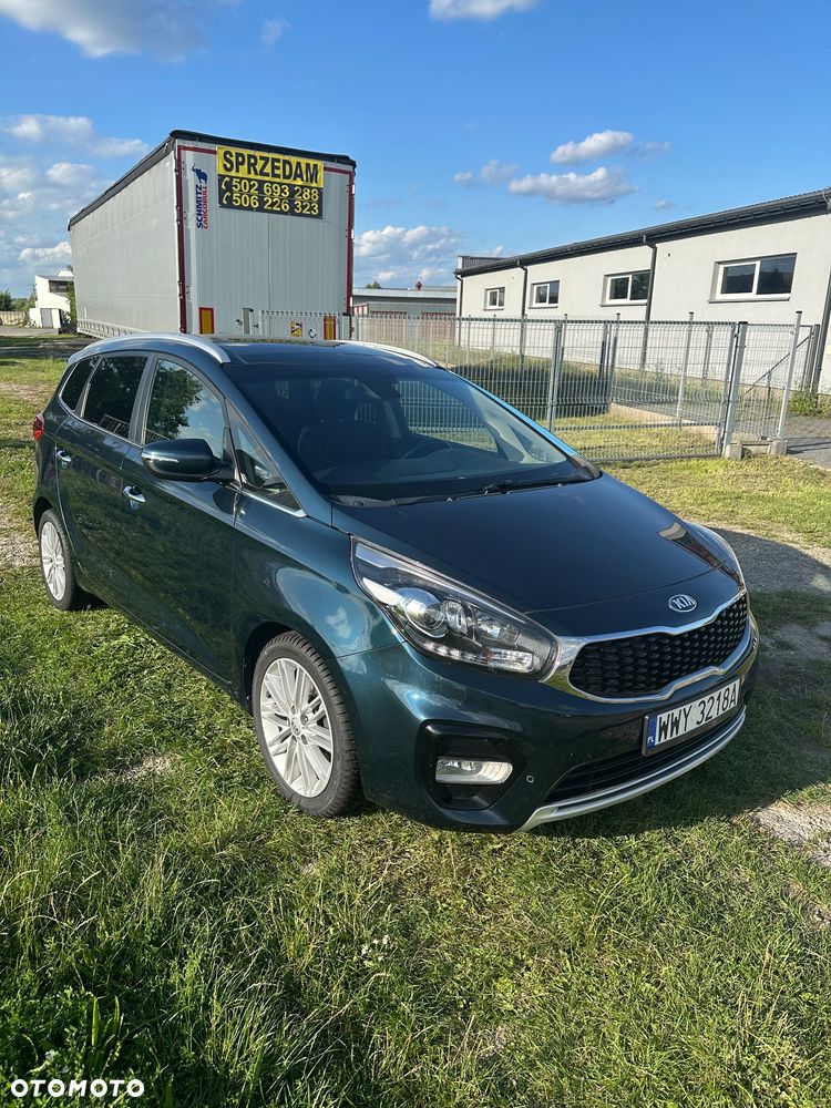 Kia Carens 1.7 CRDi 115 Dream Team Edition - 1