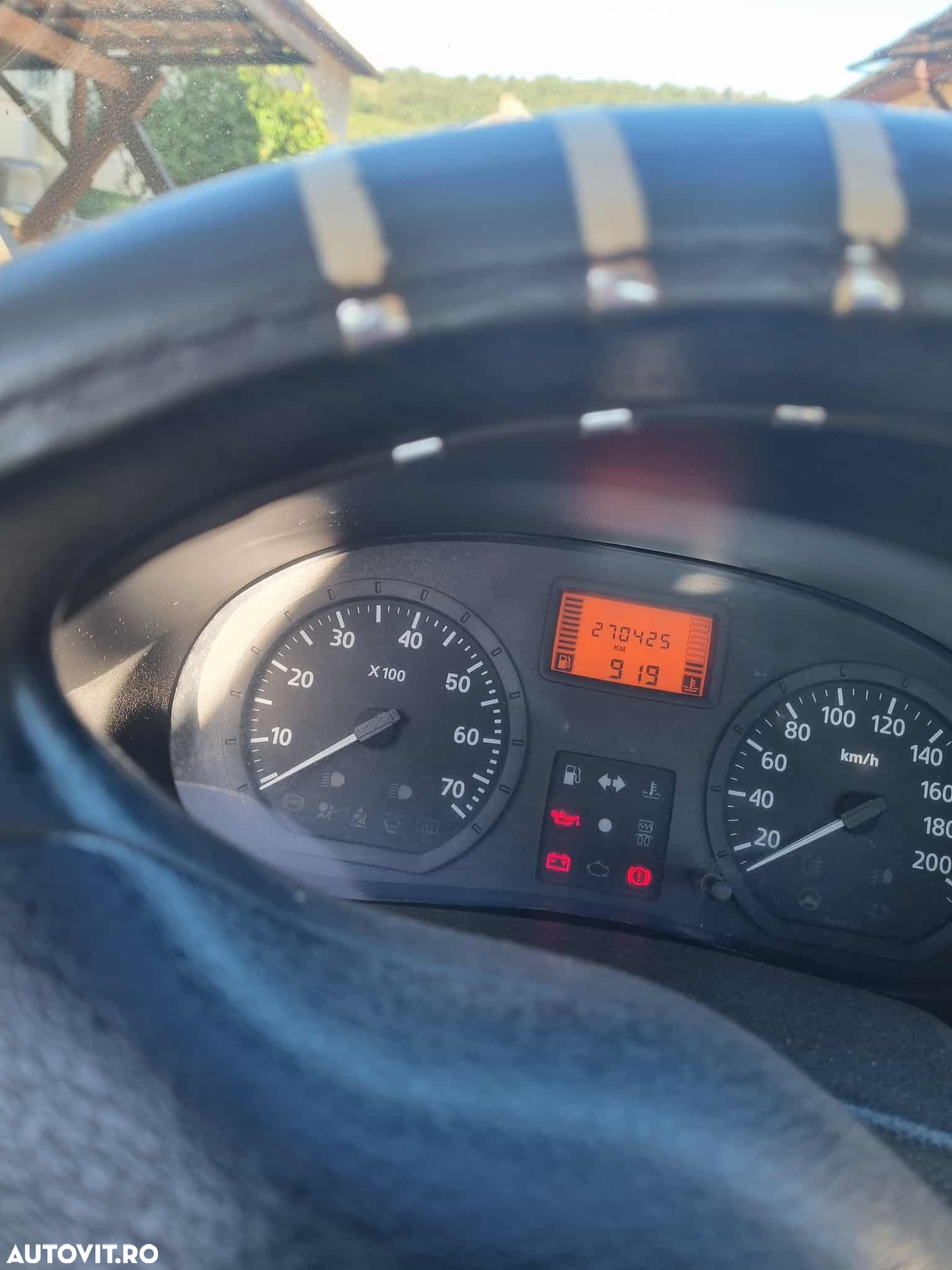 Dacia Logan - 5