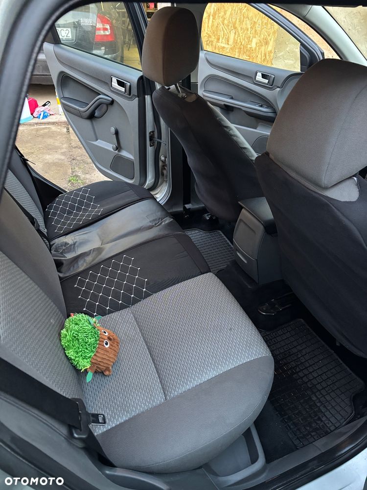 Ford Focus 1.6 TDCi Trend - 8