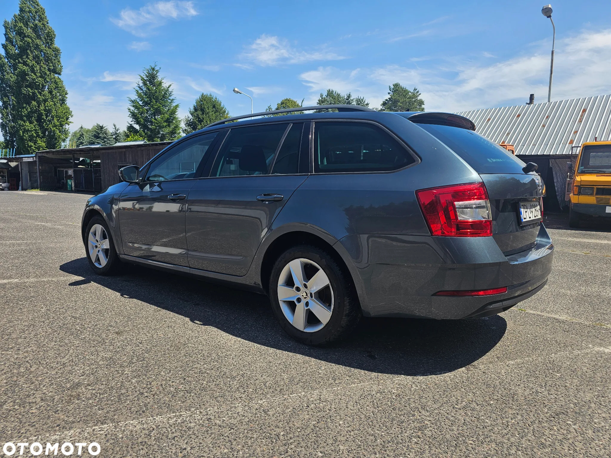 Skoda Octavia - 3