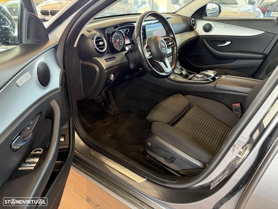 Mercedes-Benz E 300 de Avantgarde 4Matic - 5