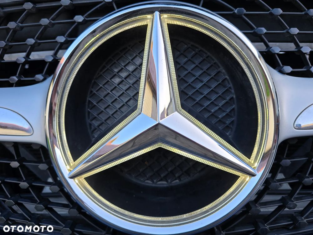 Mercedes-Benz GLC 220 d 4Matic 9G-TRONIC - 28