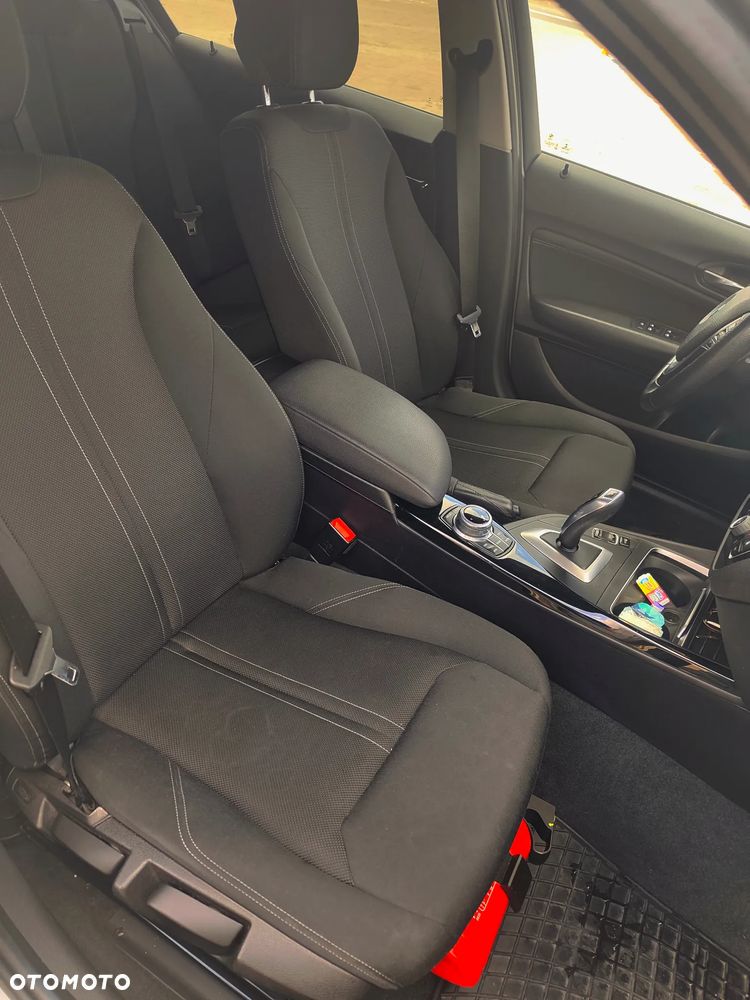 BMW Seria 1 118i - 12