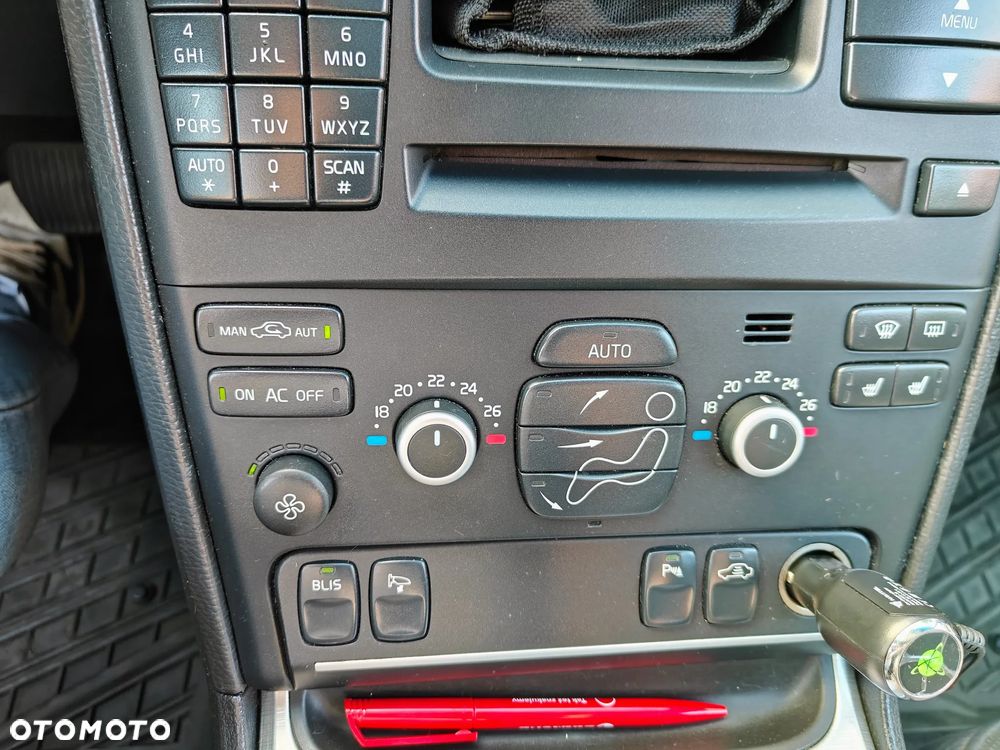 Volvo XC 90 D5 AWD Executive - 19