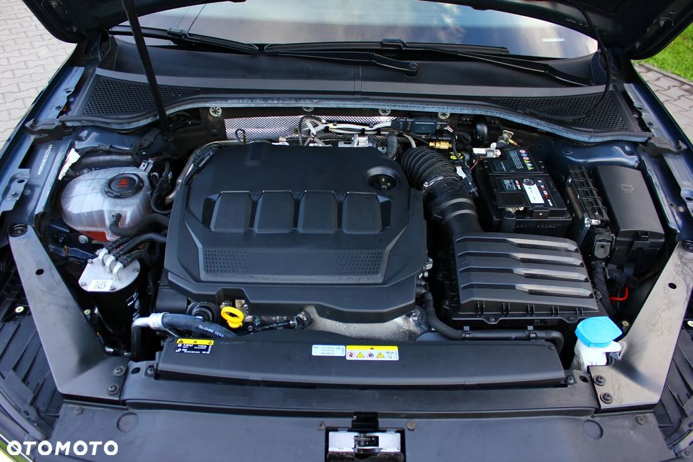 Volkswagen Passat 2.0 TDI SCR DSG Elegance - 40