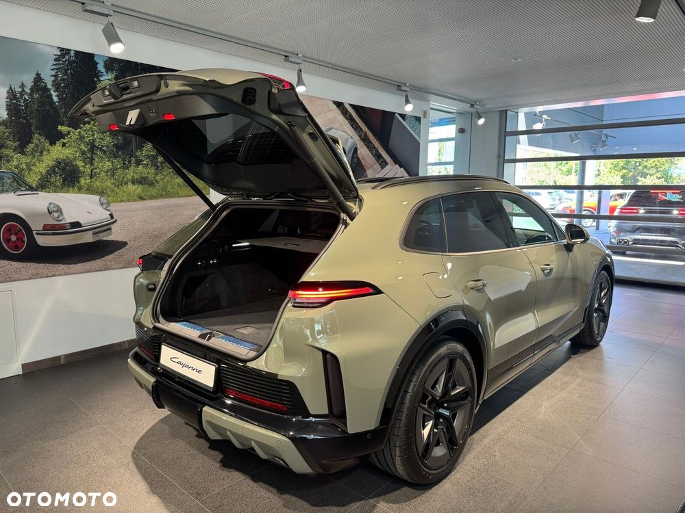 Porsche Cayenne - 11
