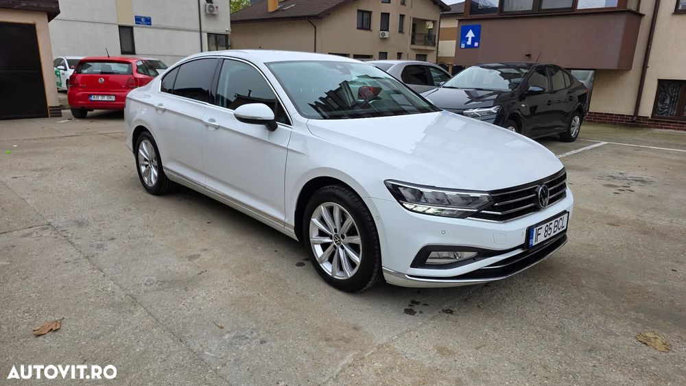 Volkswagen Passat 2.0 TDI DSG Comfortline - 1