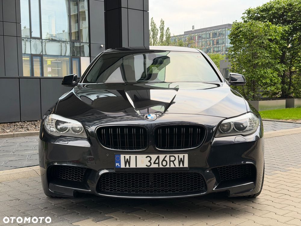 BMW Seria 5 528i xDrive - 4