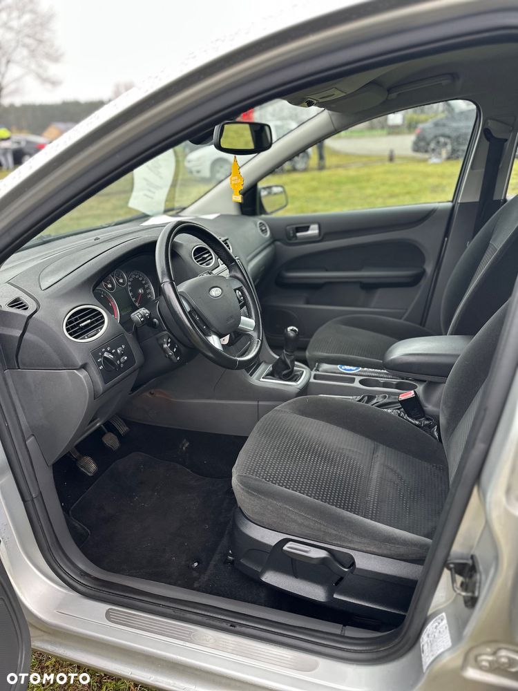 Ford Focus 2.0 TDCi Ghia - 7