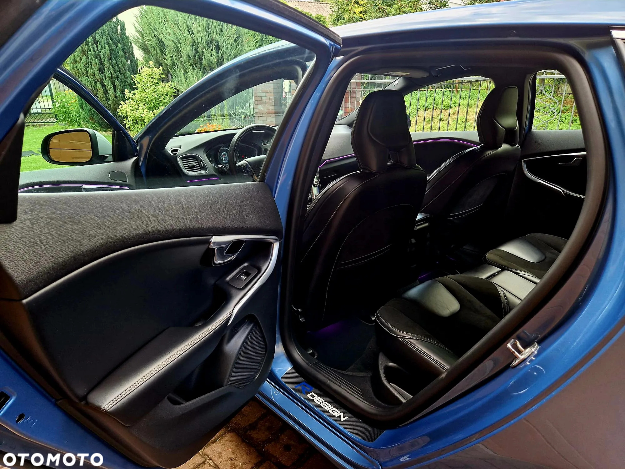 Volvo V40 D2 Drive-E R-Design Kinetic - 20