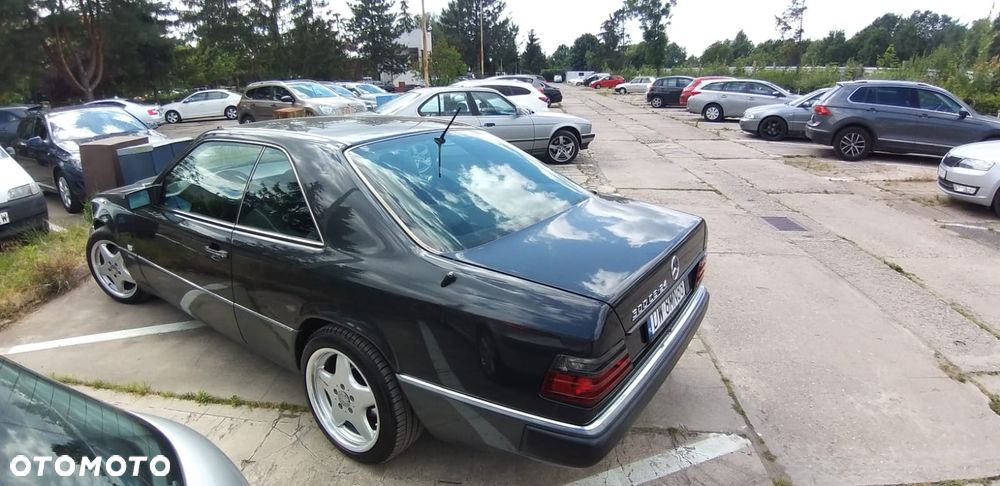 Mercedes-Benz W124 (1984-1993) - 6
