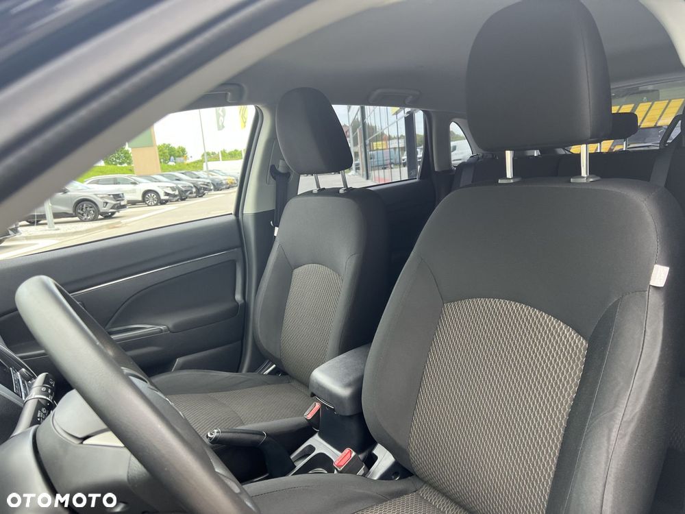 Mitsubishi ASX 1.6 Blue Sky Edition - 11